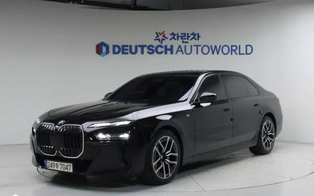 수원중고차시세표가격 7시리즈 (G70) 740d xDrive M 스포츠 매물 사진 10 - 2024/04 42,964km